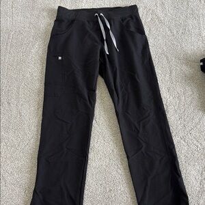 Women’s Figs scrub pants